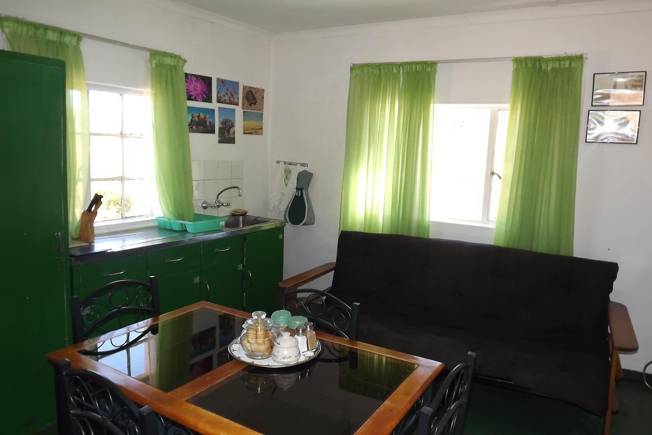 Verbe Farm Accommodation Kamieskroon Zewnętrze zdjęcie